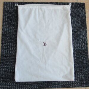 Authentic Louis Vuitton Fleece Dust Bag Drawstring Size 20 X 15 inches White